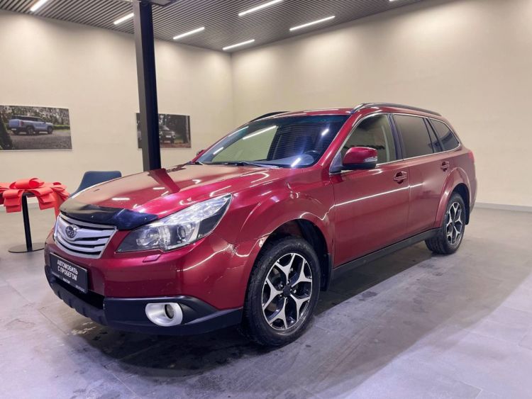 Subaru Outback красный, 2.5 CVT (167 л.с.) 4WD