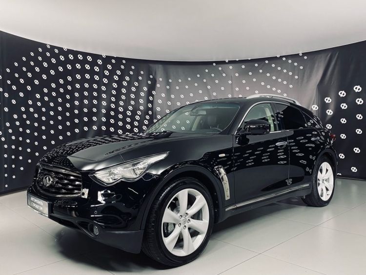 Infiniti FX-Series чёрный, FX50 5.0 AT (400 л.с.) 4WD