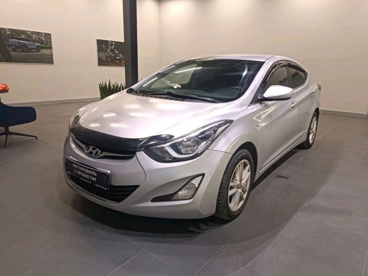 Hyundai Elantra серебряный, 1.6 AT (132 л.с.)