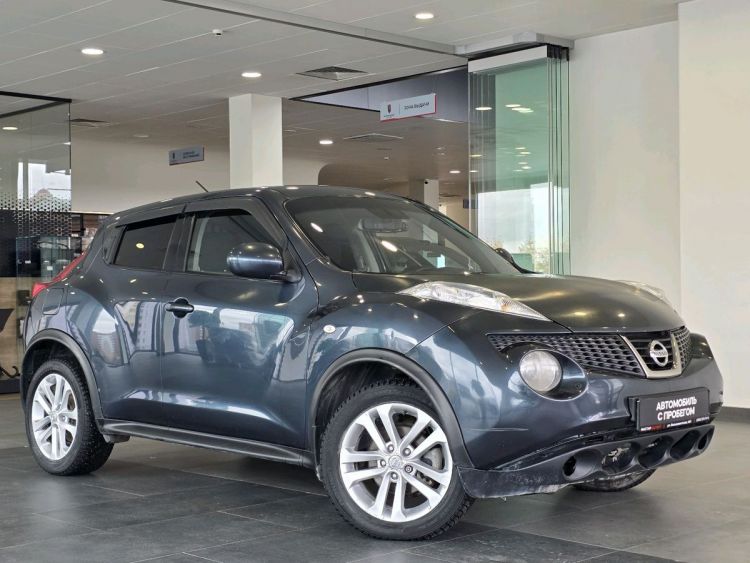Nissan Juke синий, 1.6 CVT (117 л.с.)
