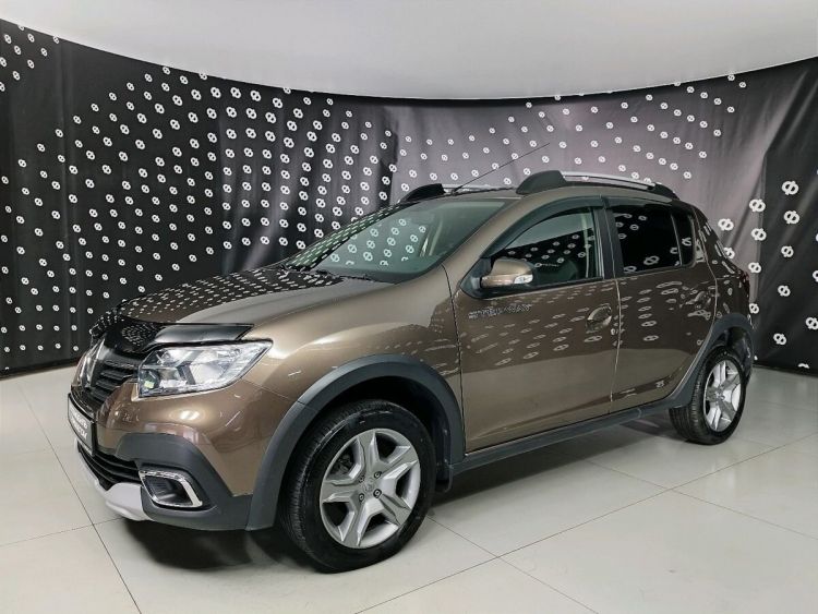 Renault Sandero коричневый, Stepway 1.6 AT (102 л.с.)