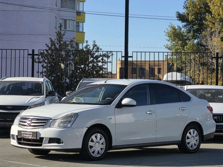 Nissan Almera белый, 1.6 AT (102 л.с.)