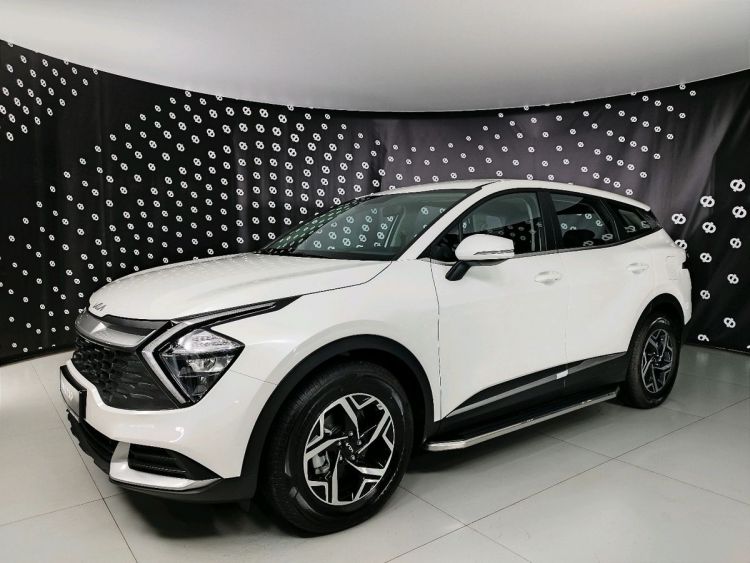 Kia Sportage белый, 2.0 AT (150 л.с.) 4WD