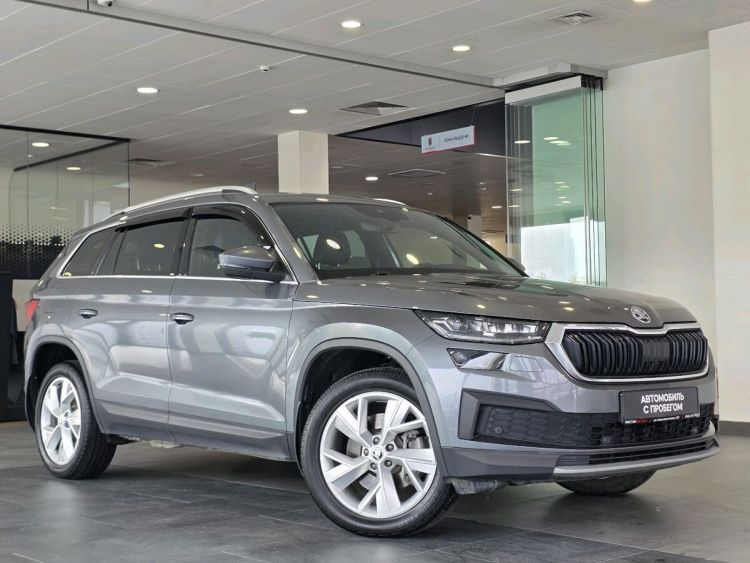 Skoda Kodiaq серый, 2.0 AMT (180 л.с.) 4WD