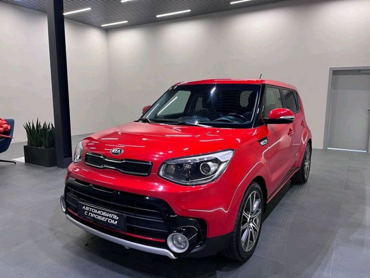 Kia Soul красный, 1.6 AMT (204 л.с.)