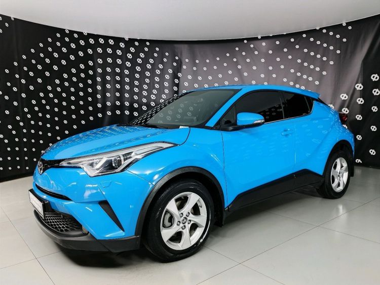 Toyota C-HR синий, 2.0 CVT (148 л.с.)