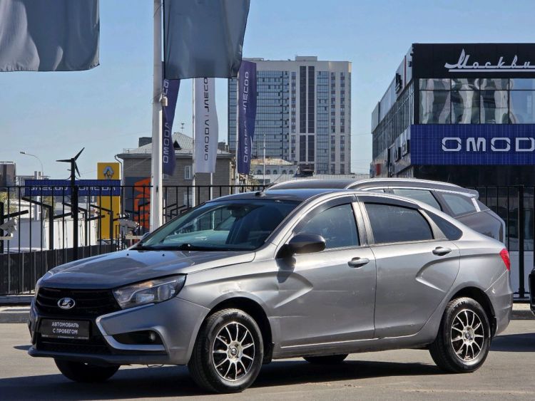 Lada (ВАЗ) Vesta серый, 1.6 MT (106 л.с.)
