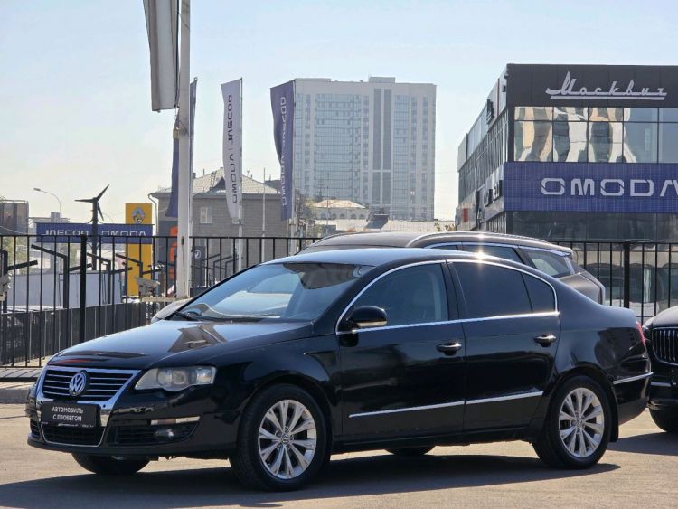 Volkswagen Passat чёрный, 1.8 AT (160 л.с.)