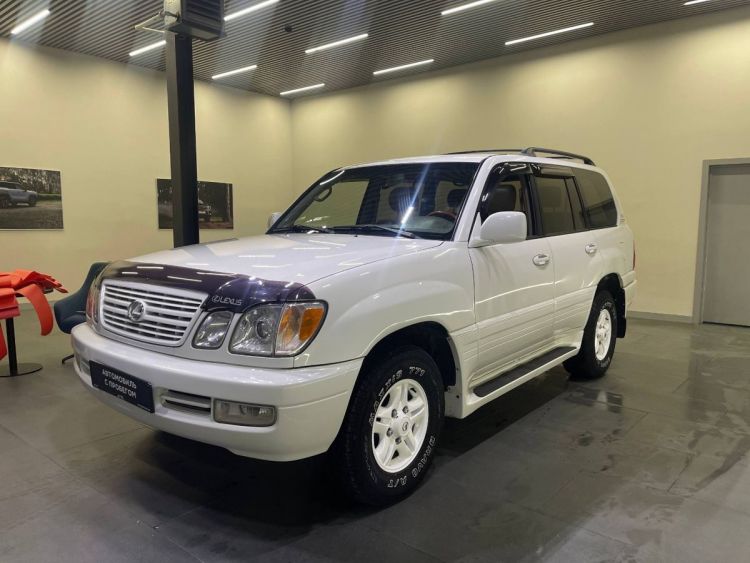 Lexus LX белый, 470 4.7 AT (234 л.с.) 4WD