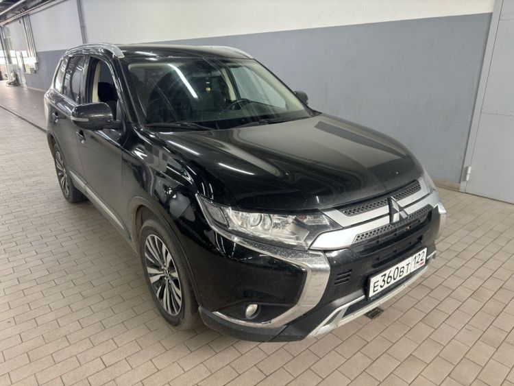 Mitsubishi Outlander чёрный, 2.0 CVT (146 л.с.) 4WD