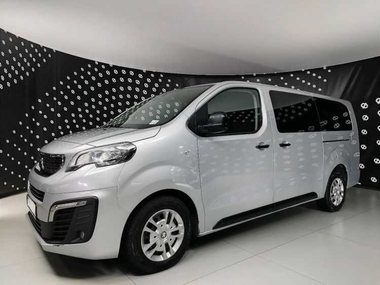 Peugeot Traveller серый, Long 2.0d AT (150 л.с.)