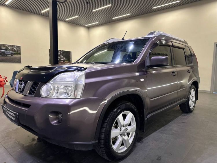 Nissan X-Trail серый, 2.5 CVT (169 л.с.) 4WD