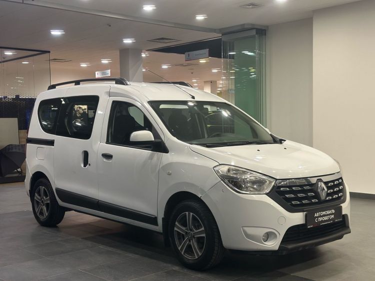Renault Dokker белый, 1.6 MT (82 л.с.)