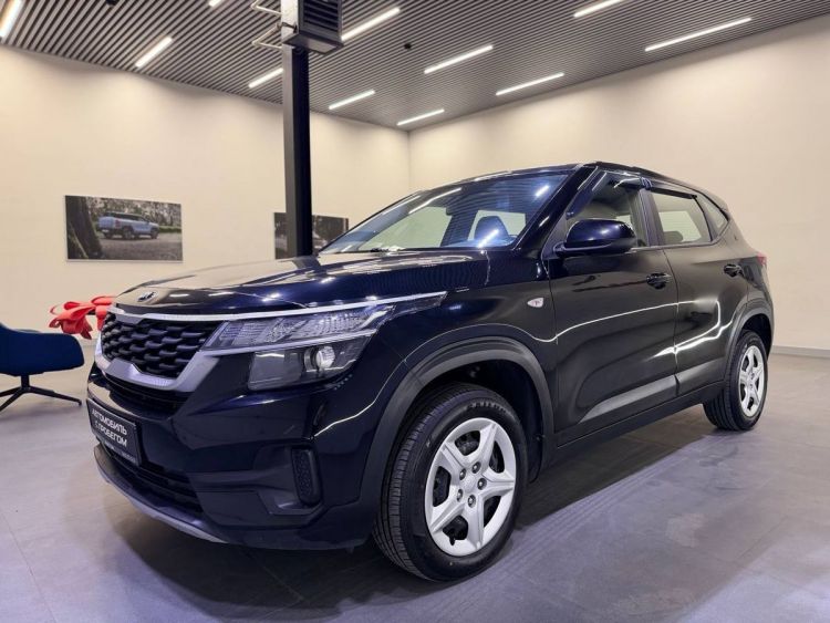 Kia Seltos чёрный, 1.6 AT (123 л.с.)
