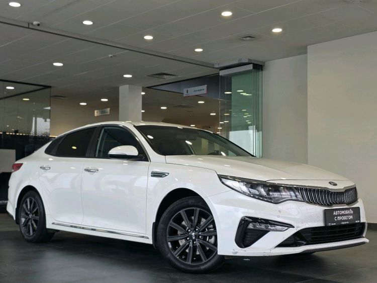 Kia Optima белый, 2.4 AT (188 л.с.)