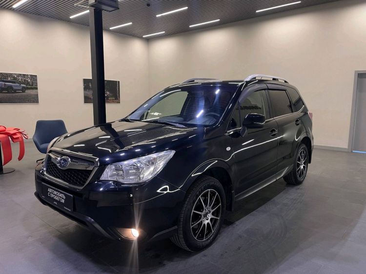 Subaru Forester чёрный, 2.0 CVT (150 л.с.) 4WD