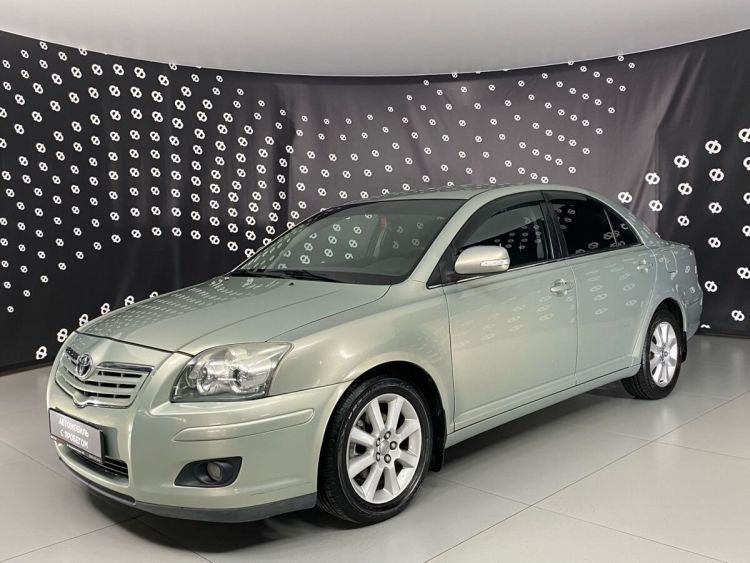 Toyota Avensis серебряный, 1.8 AT (129 л.с.)