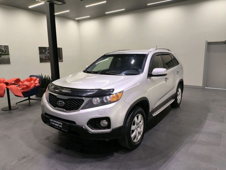 Kia Sorento серебряный, 2.4 AT (175 л.с.) 4WD