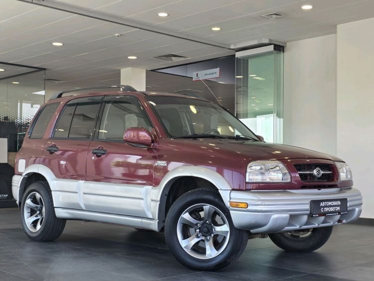 Suzuki Grand Vitara красный, 2.5 AT (144 л.с.) 4WD