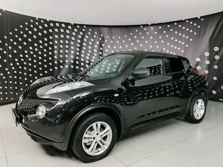 Nissan Juke чёрный, 1.6 CVT (117 л.с.)