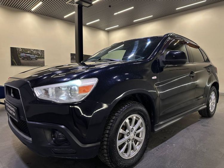 Mitsubishi ASX чёрный, 1.8 CVT (140 л.с.)